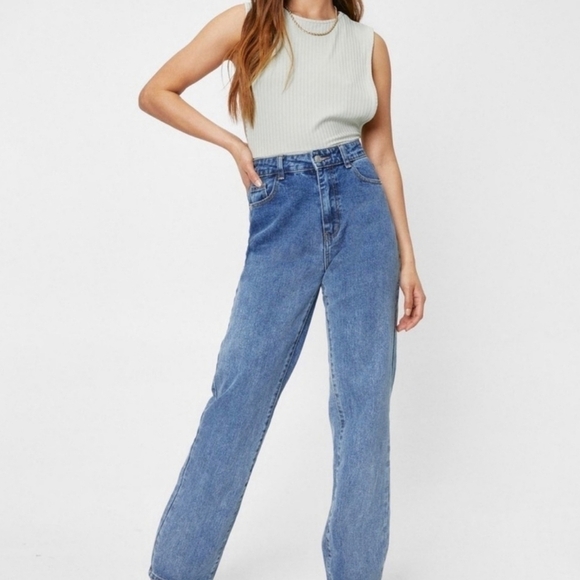 Nasty Gal Sage Petite Ribbed Sleeveless Baddie Aesthetic Bodysuit - Picture 1 of 11